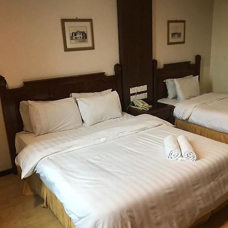 Regal Court Hotel קוצ'ינג מראה חיצוני תמונה
